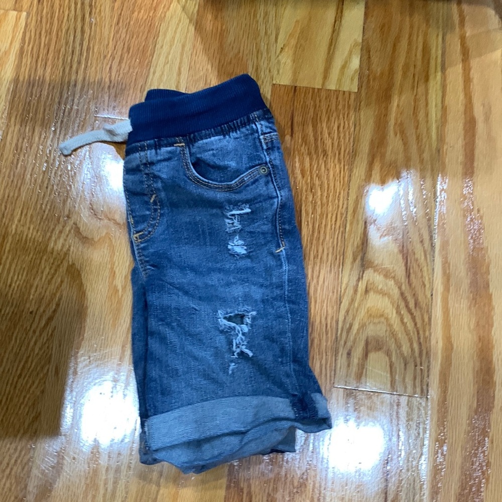 Boys Old Navy denim shorts